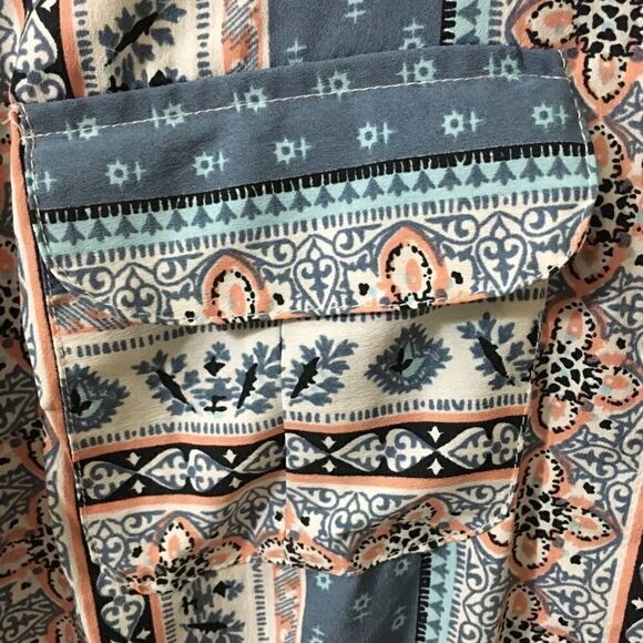 HOSTPICK Gorgeous chest pocket slip like shirt dress - Picture 3 of 8